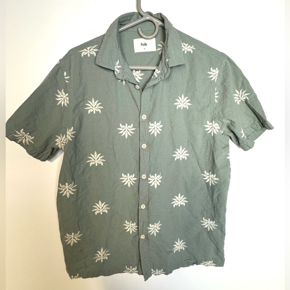 Folk Green Casual Button Down Shirt with White Palm Print